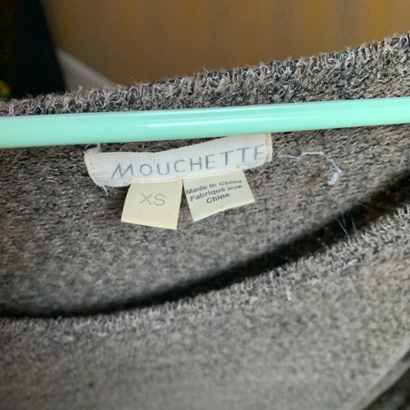 Green Raglan Top - Picture 4 of 4